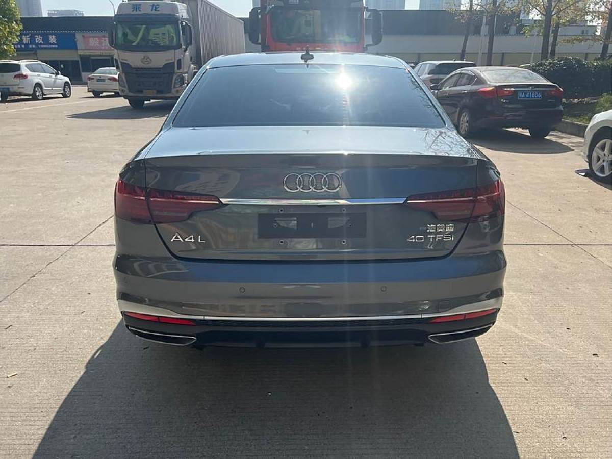 奧迪 奧迪A4L  2020款 40 TFSI 豪華動感型圖片