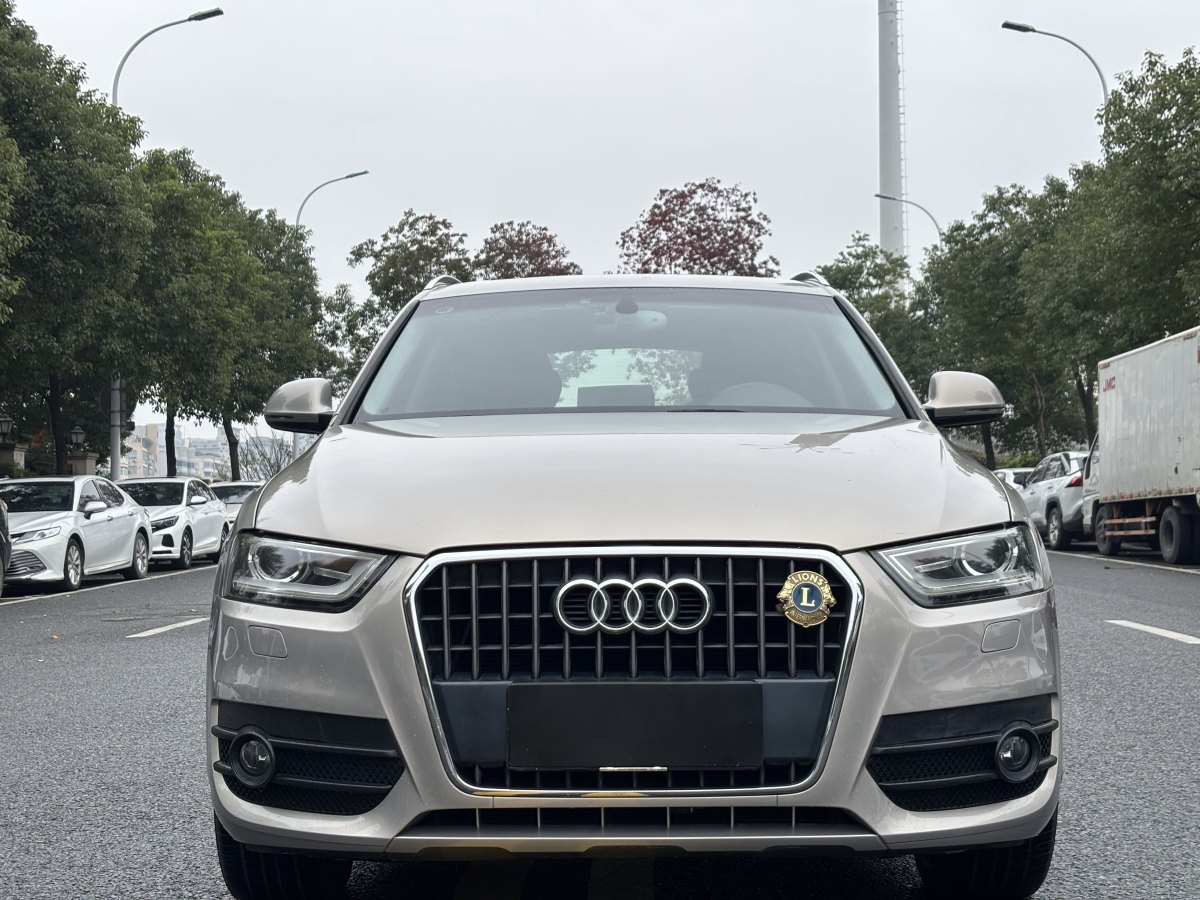 奧迪 奧迪Q3  2015款 30 TFSI 進(jìn)取型圖片