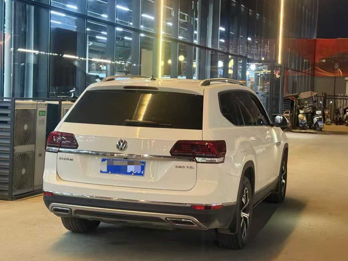 大眾 輝昂  2018款 380TSI 兩驅(qū)商務(wù)版圖片