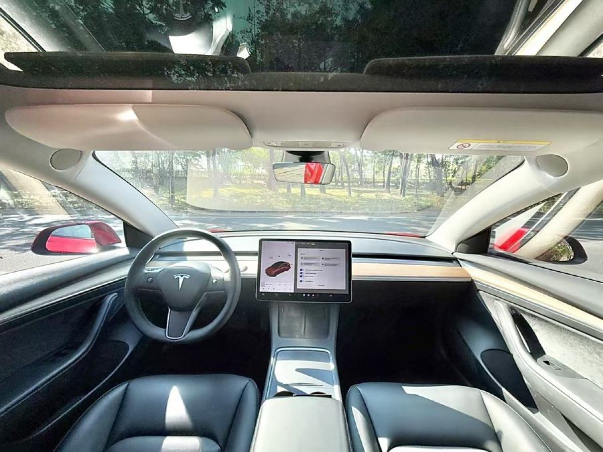 特斯拉 Model 3  2021款 改款 標準續(xù)航后驅(qū)升級版圖片