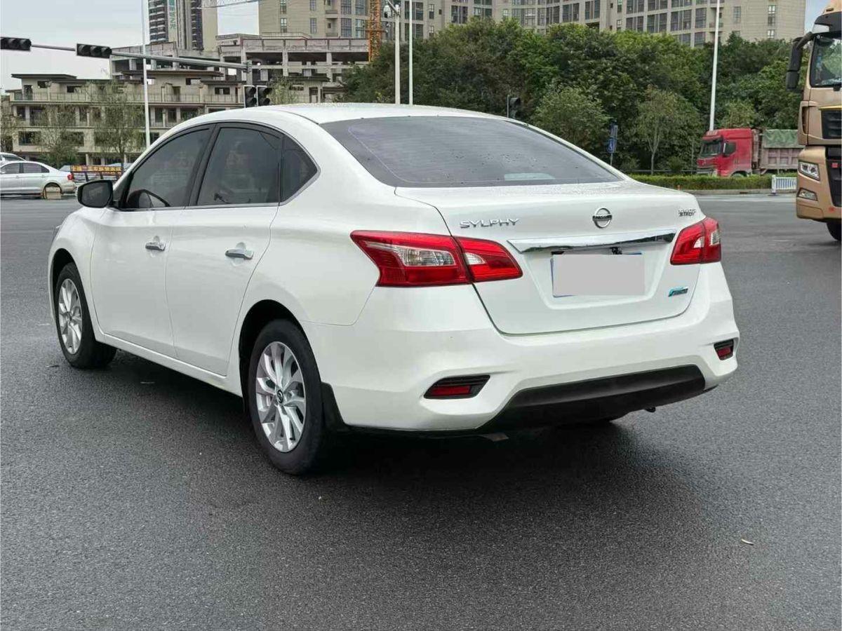 日產(chǎn) 軒逸  2019款  經(jīng)典 1.6XE CVT舒適版圖片