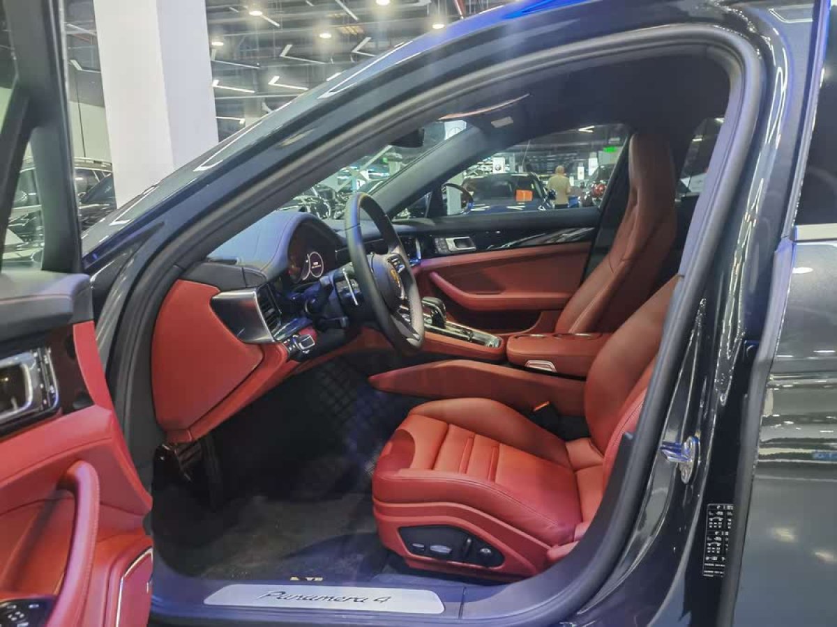 保時(shí)捷 Panamera  2023款 Panamera 4 行政加長版 2.9T圖片