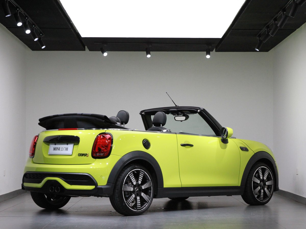 MINI MINI  2023款 改款 2.0T COOPER S CABRIO 藝術家圖片