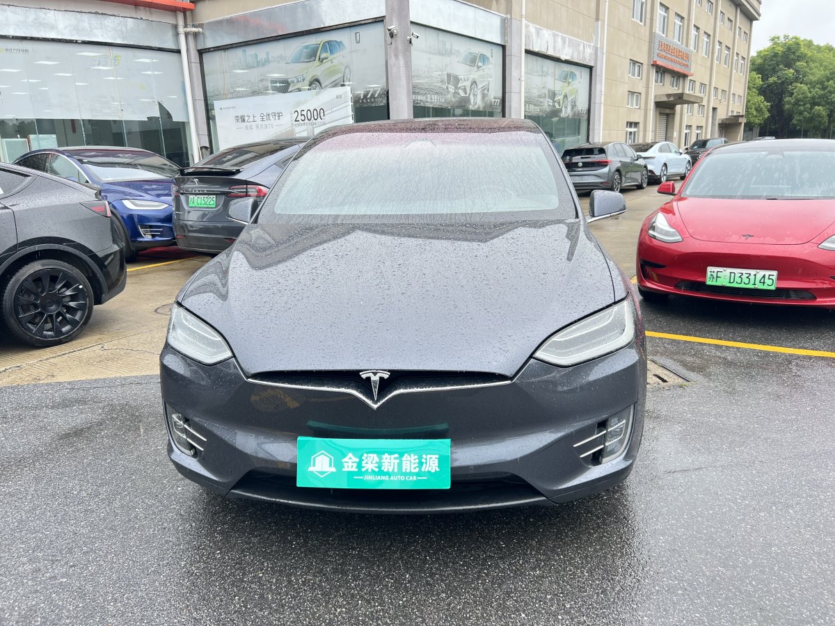 特斯拉 Model X  2016款 Model X 90D圖片