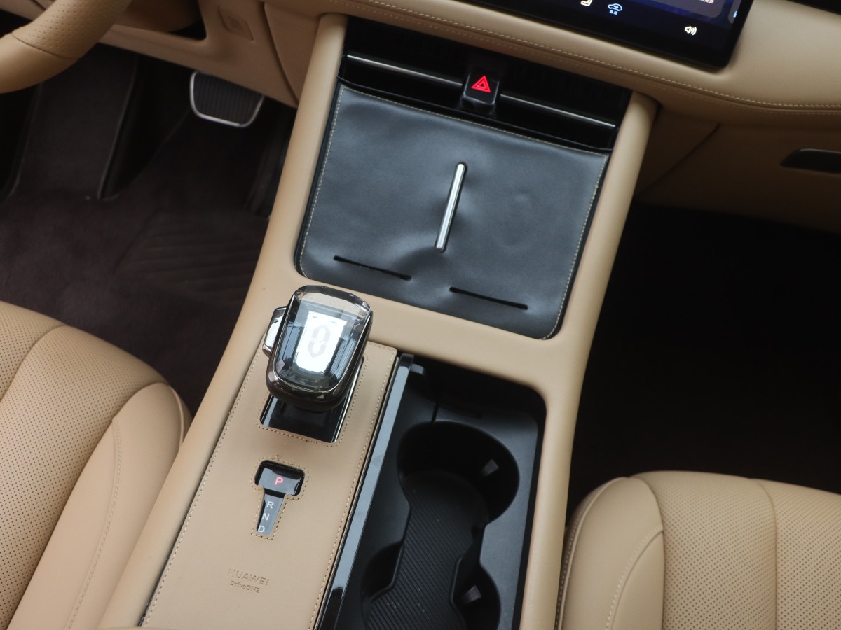 賽力斯 問界M7  2024款 1.5T 智駕四驅(qū)Ultra版 5座圖片