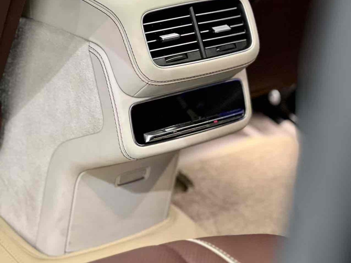 2023年8月奔馳 邁巴赫GLS  2021款 GLS 480 4MATIC