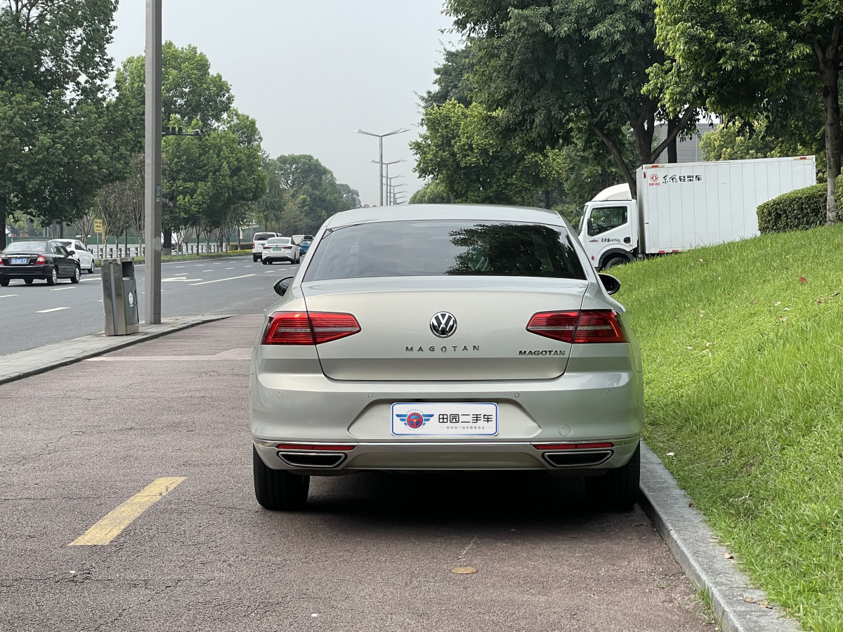 大眾 邁騰  2019款  330TSI DSG 領(lǐng)先型 國(guó)VI圖片