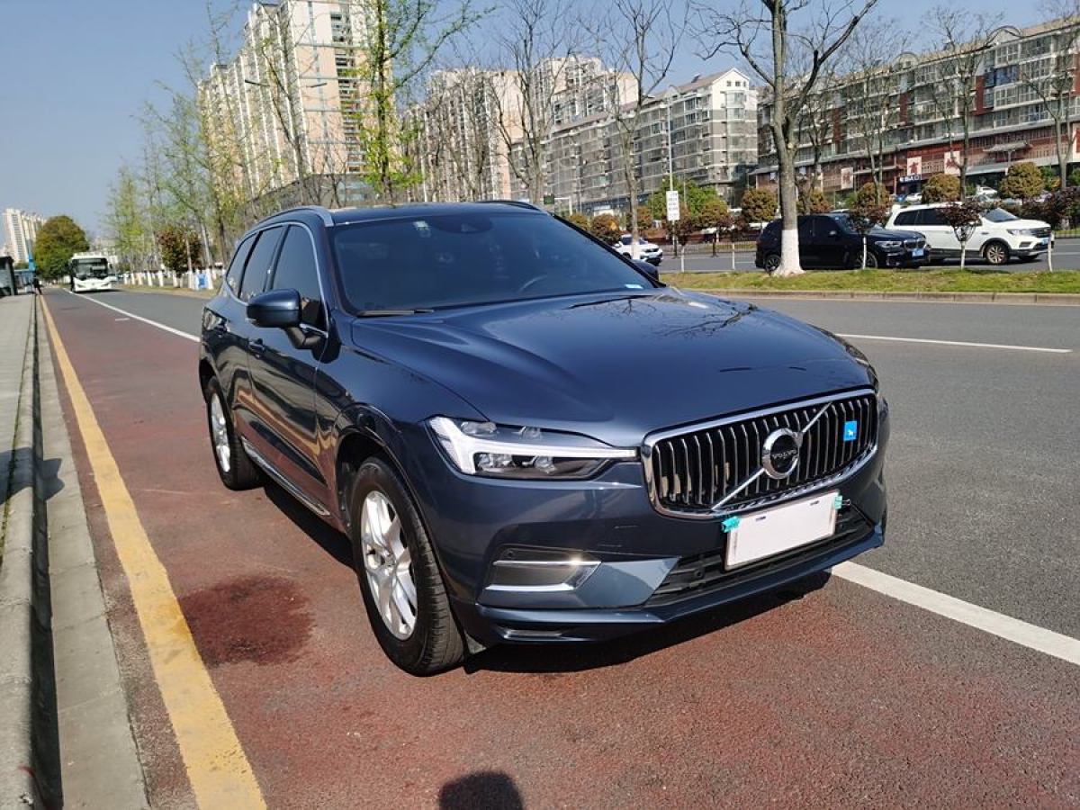 沃爾沃 XC60  2021款 T5 四驅(qū)智逸豪華版圖片