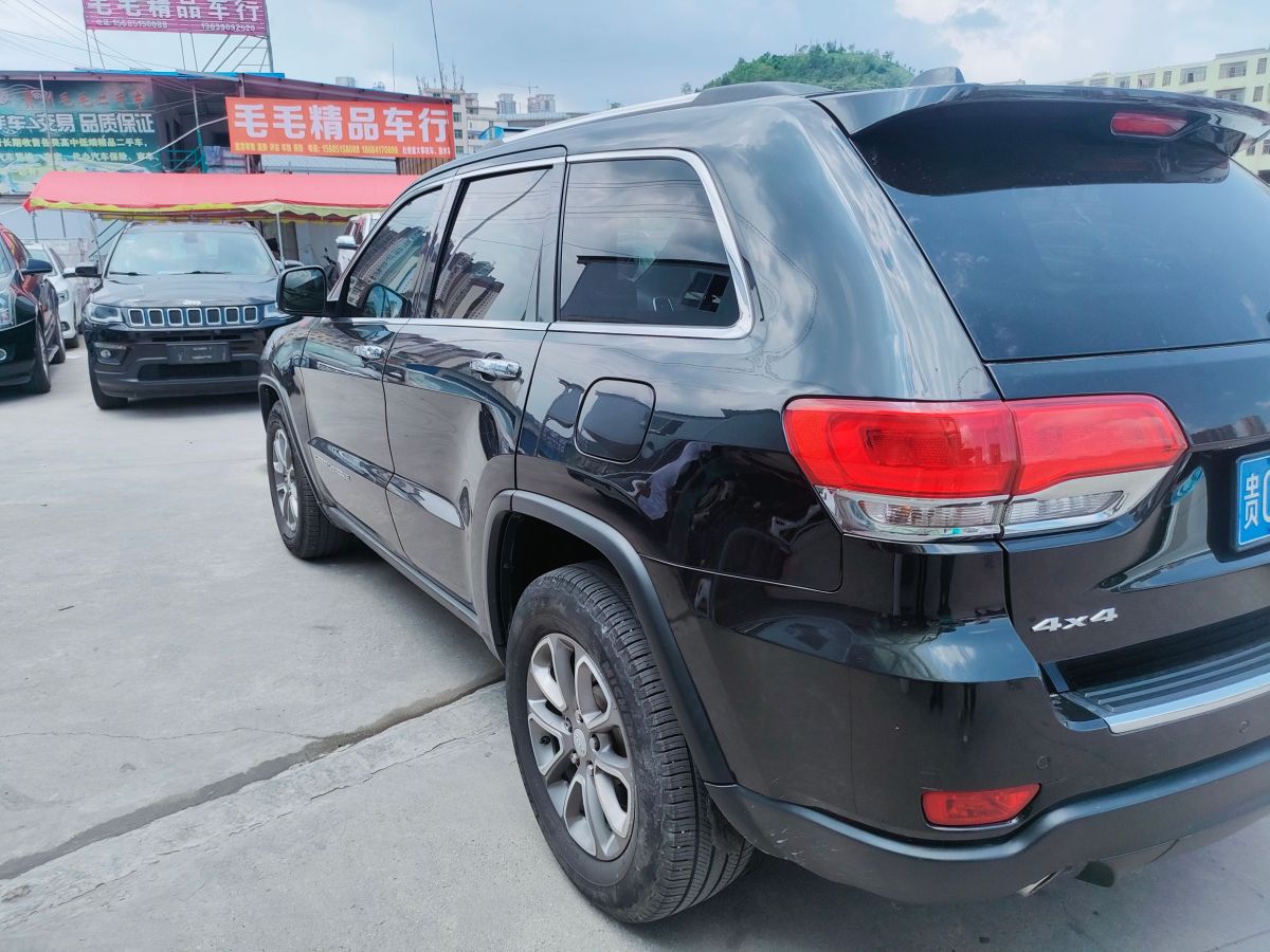 Jeep 大切諾基  2014款 3.6L 精英導(dǎo)航版圖片