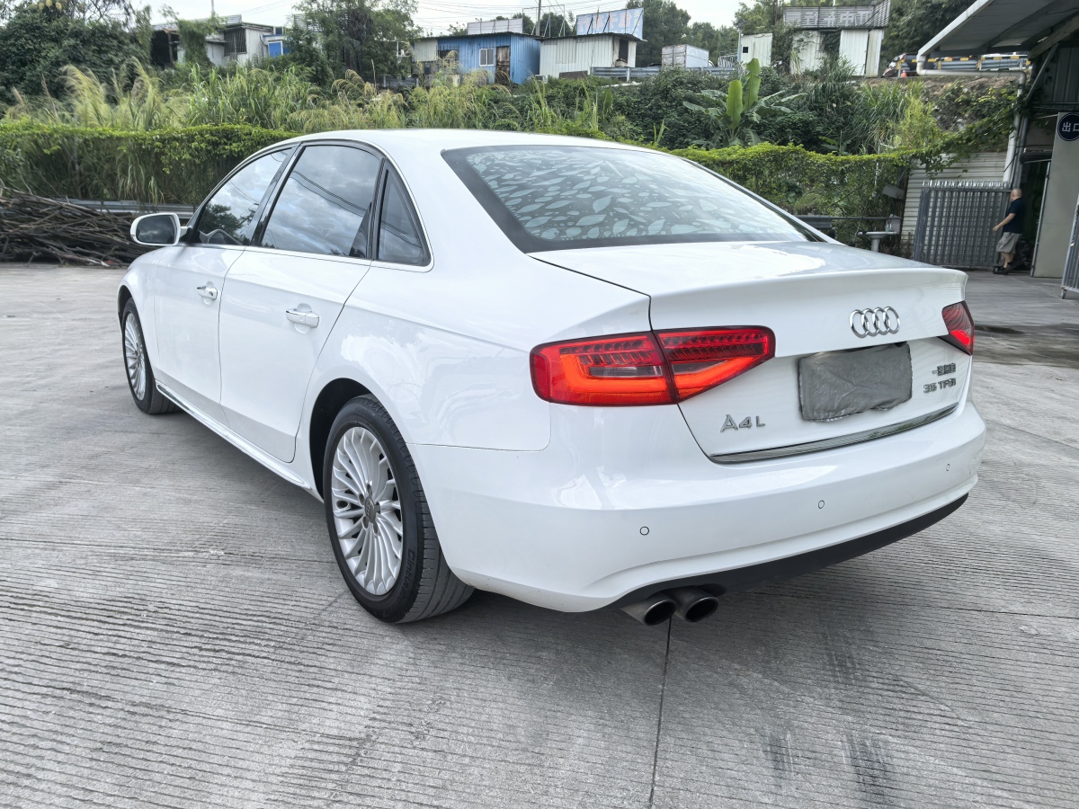 奧迪 奧迪A4L  2015款 35 TFSI 自動舒適型圖片