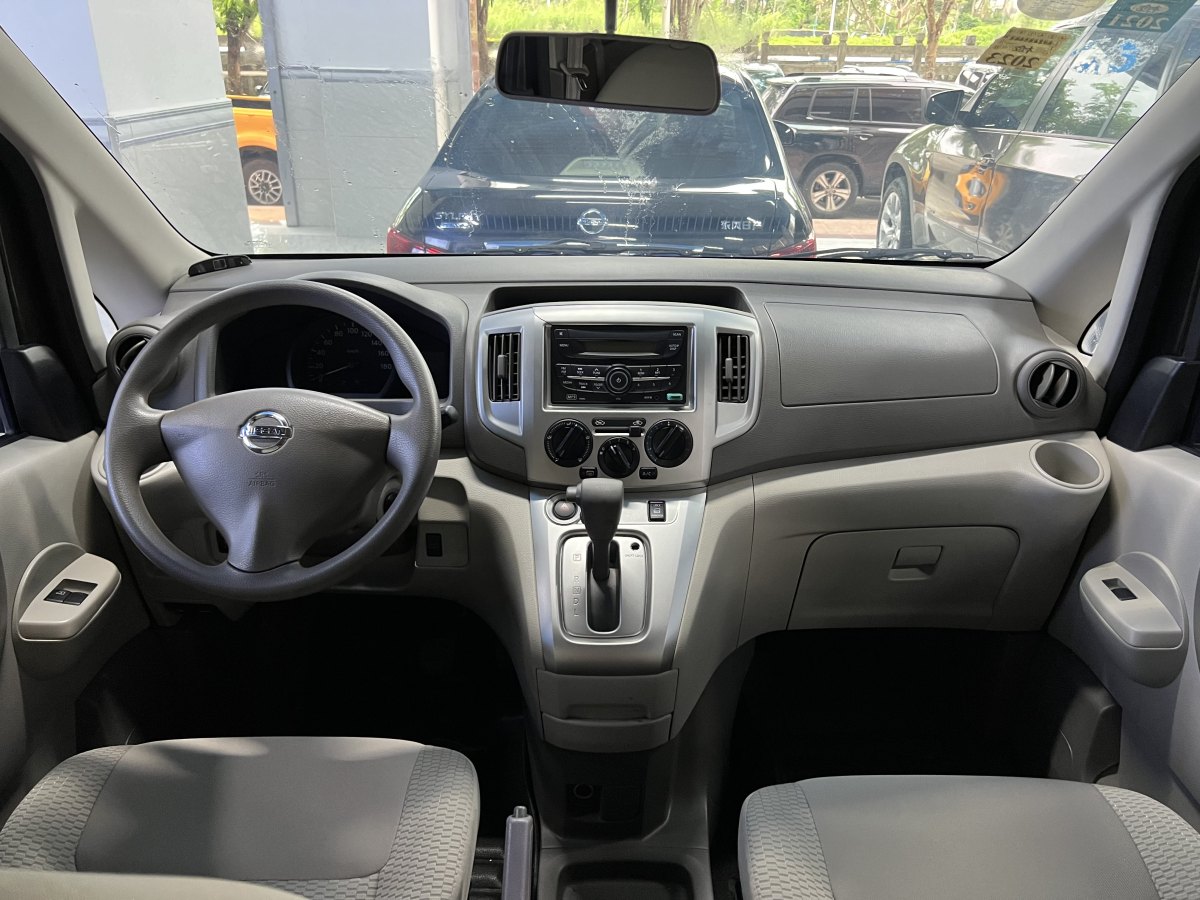 日產(chǎn) NV200  2016款 改款 1.6L CVT尊享型圖片