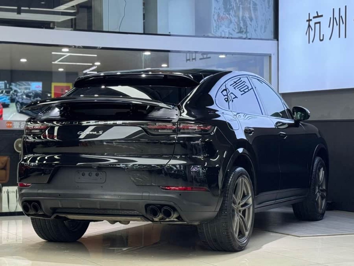 保時(shí)捷 Cayenne  2019款 Cayenne Coupé 3.0T圖片