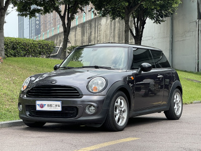 2012年4月 MINI MINI 1.6L COOPER Baker Street图片