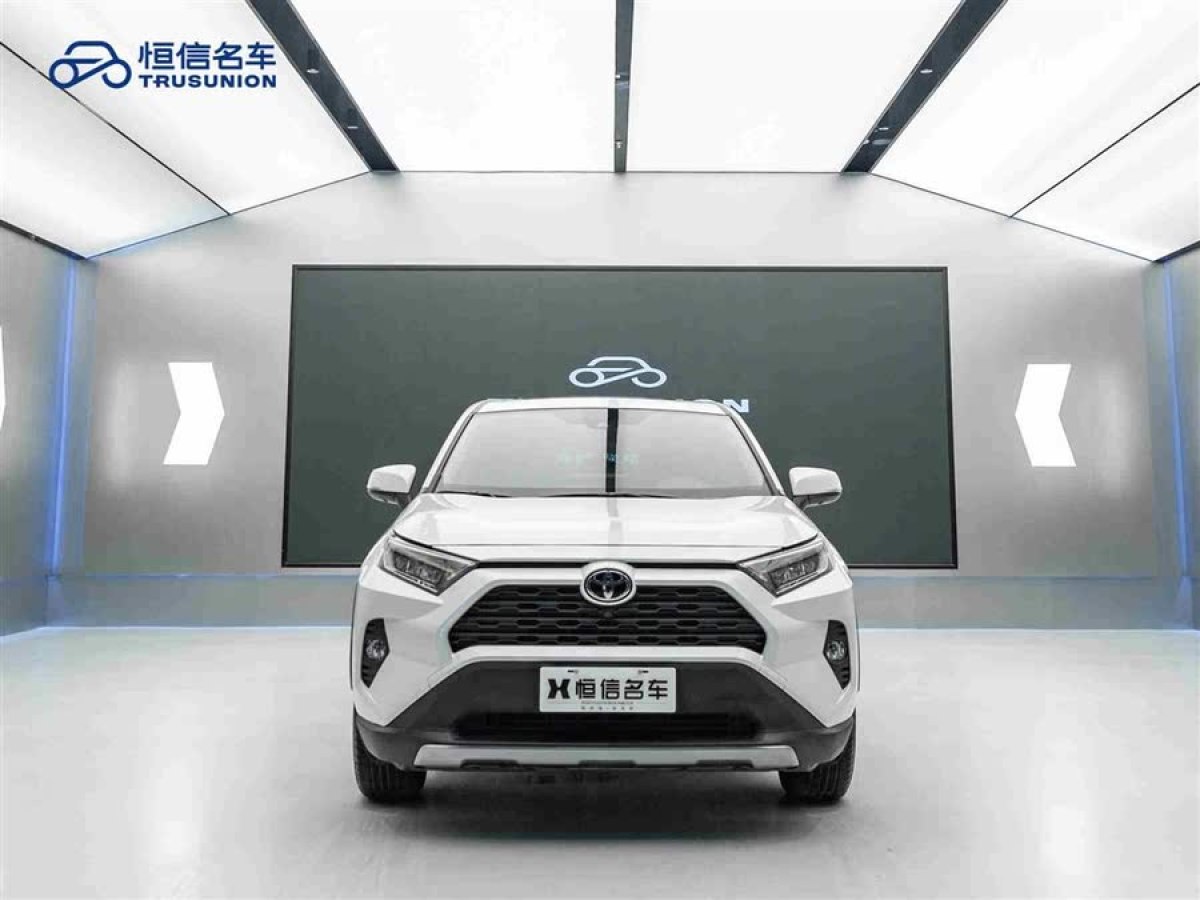 豐田 RAV4榮放  2022款 2.0L CVT兩驅(qū)風(fēng)尚版圖片