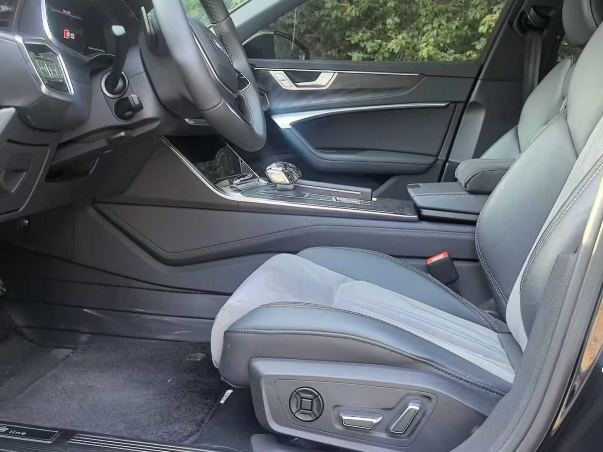 奧迪 奧迪A6L  2024款 40 TFSI 豪華動感型圖片
