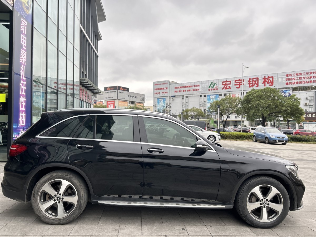 奔馳 奔馳GLC  2017款 GLC 260 4MATIC 豪華型圖片