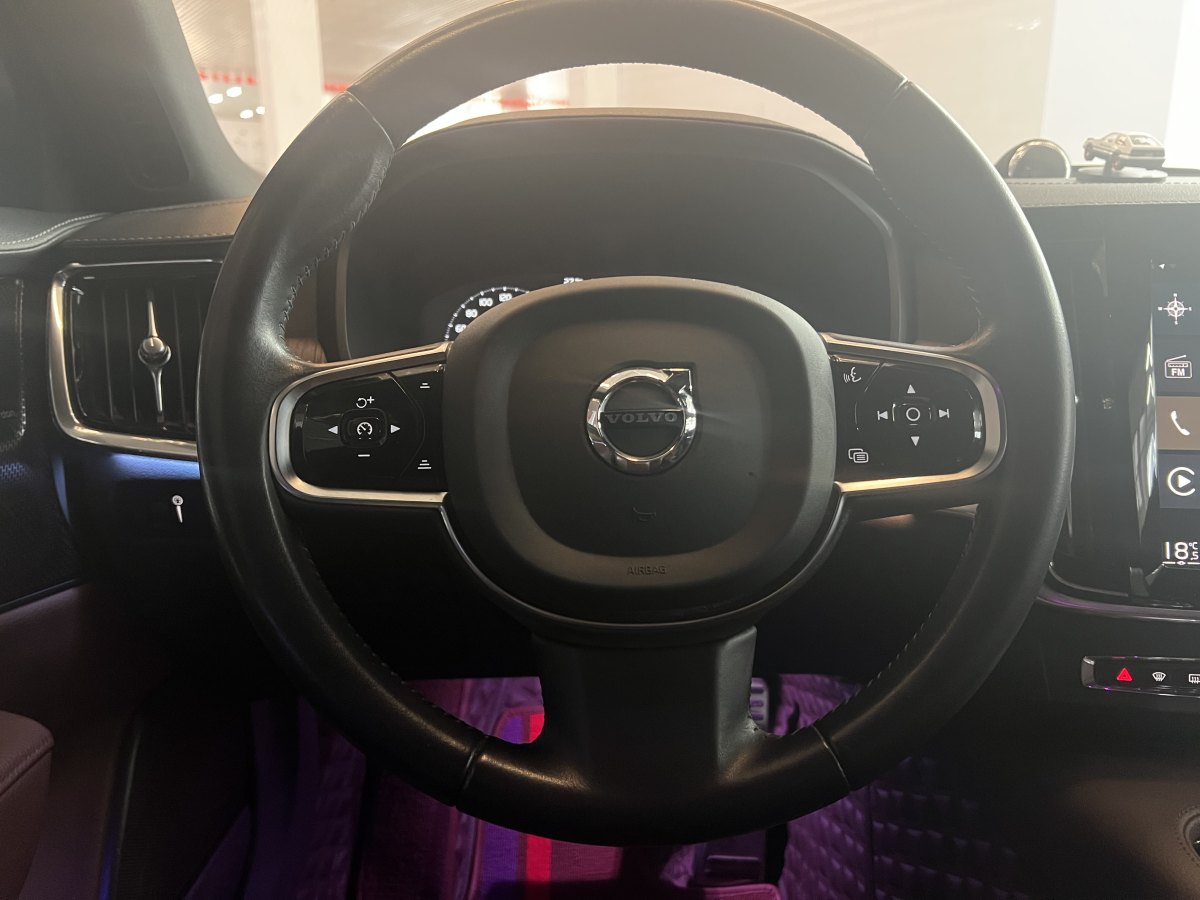 沃爾沃 S90  2021款 B5 智遠豪華版圖片