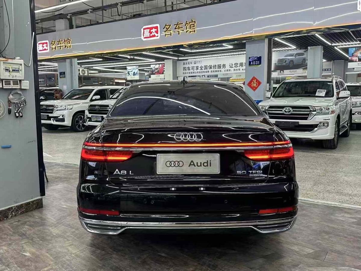 奧迪 奧迪S8  2020款 S8L 4.0TFSI quattro圖片