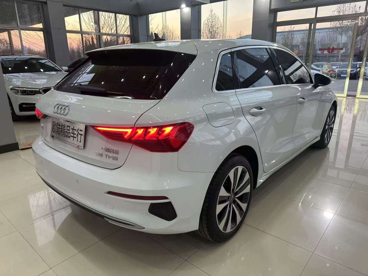 奧迪 奧迪A3  2021款 Sportback 35 TFSI 進(jìn)取致雅型圖片