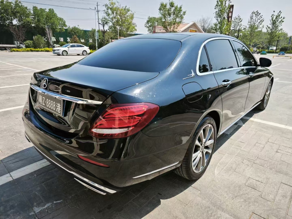 奔馳 奔馳E級  2019款 改款 E 300 L 豪華型圖片
