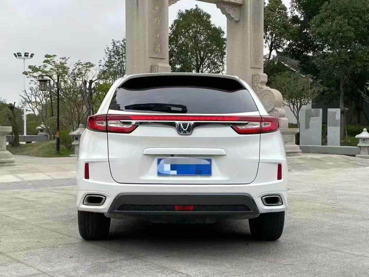 納智捷 優(yōu)6 SUV  2019款 1.8T 經(jīng)典天窗版圖片