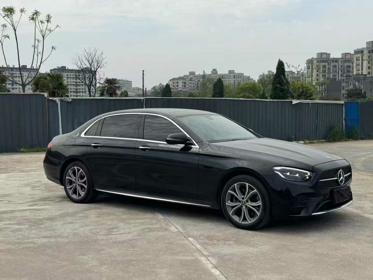 奔馳 奔馳E級  2023款 E 260 L圖片