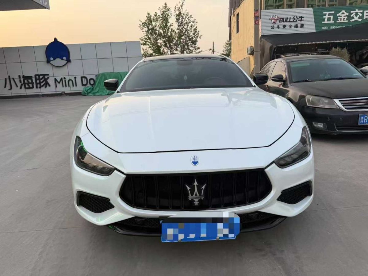 瑪莎拉蒂 Ghibli  2017款 3.0T 標(biāo)準(zhǔn)版圖片