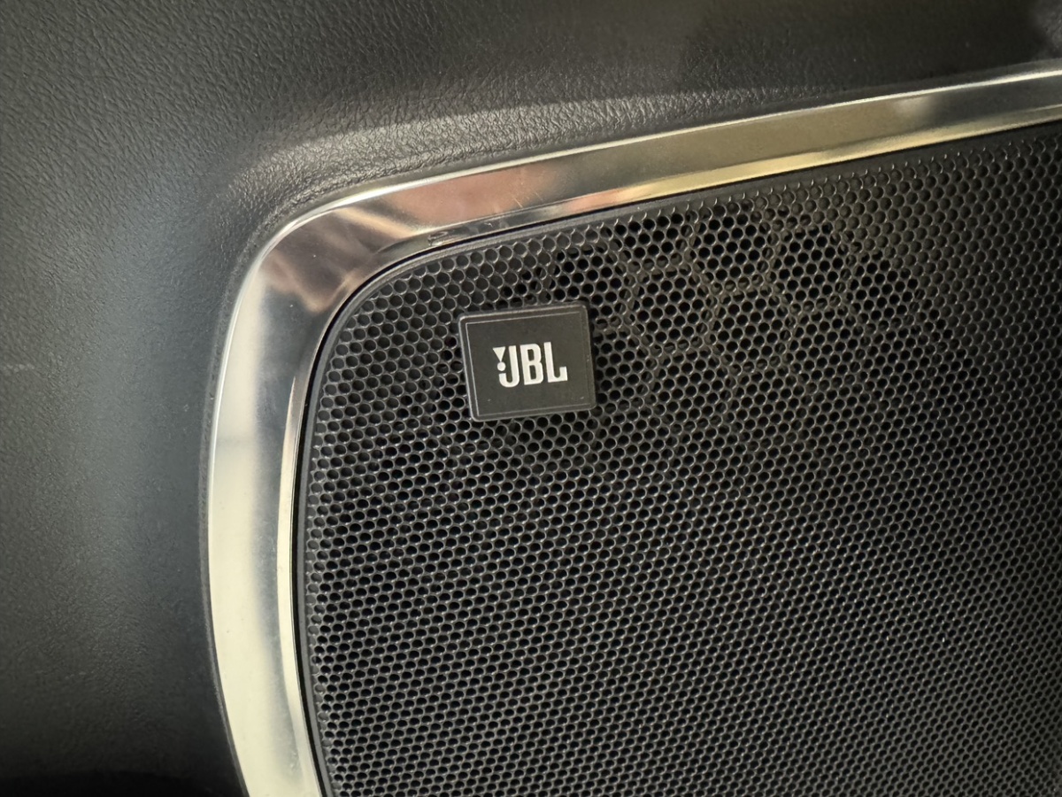 丰田 威尔法  2019款 双擎 2.5L HV尊贵版图片