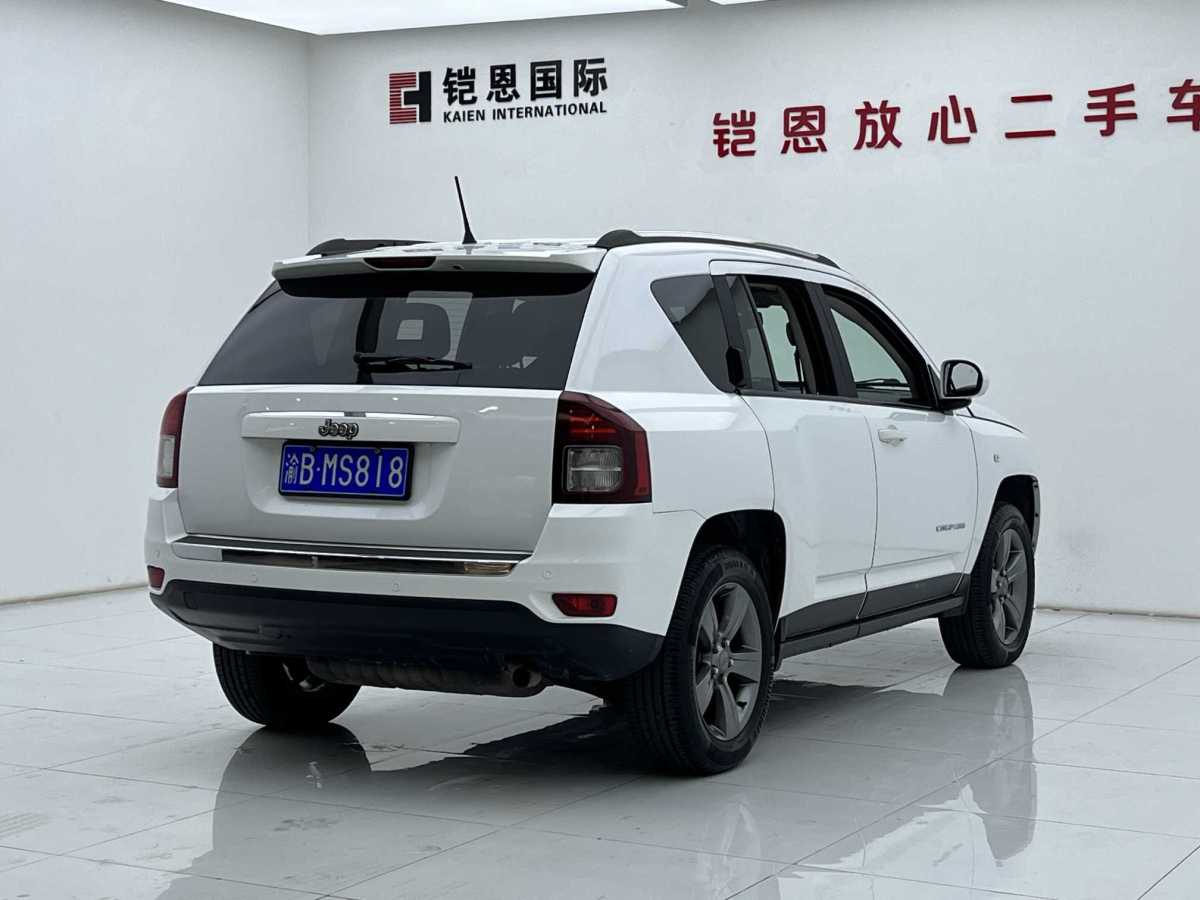 Jeep 指南者  2014款 改款 2.4L 四驅(qū)舒適版圖片