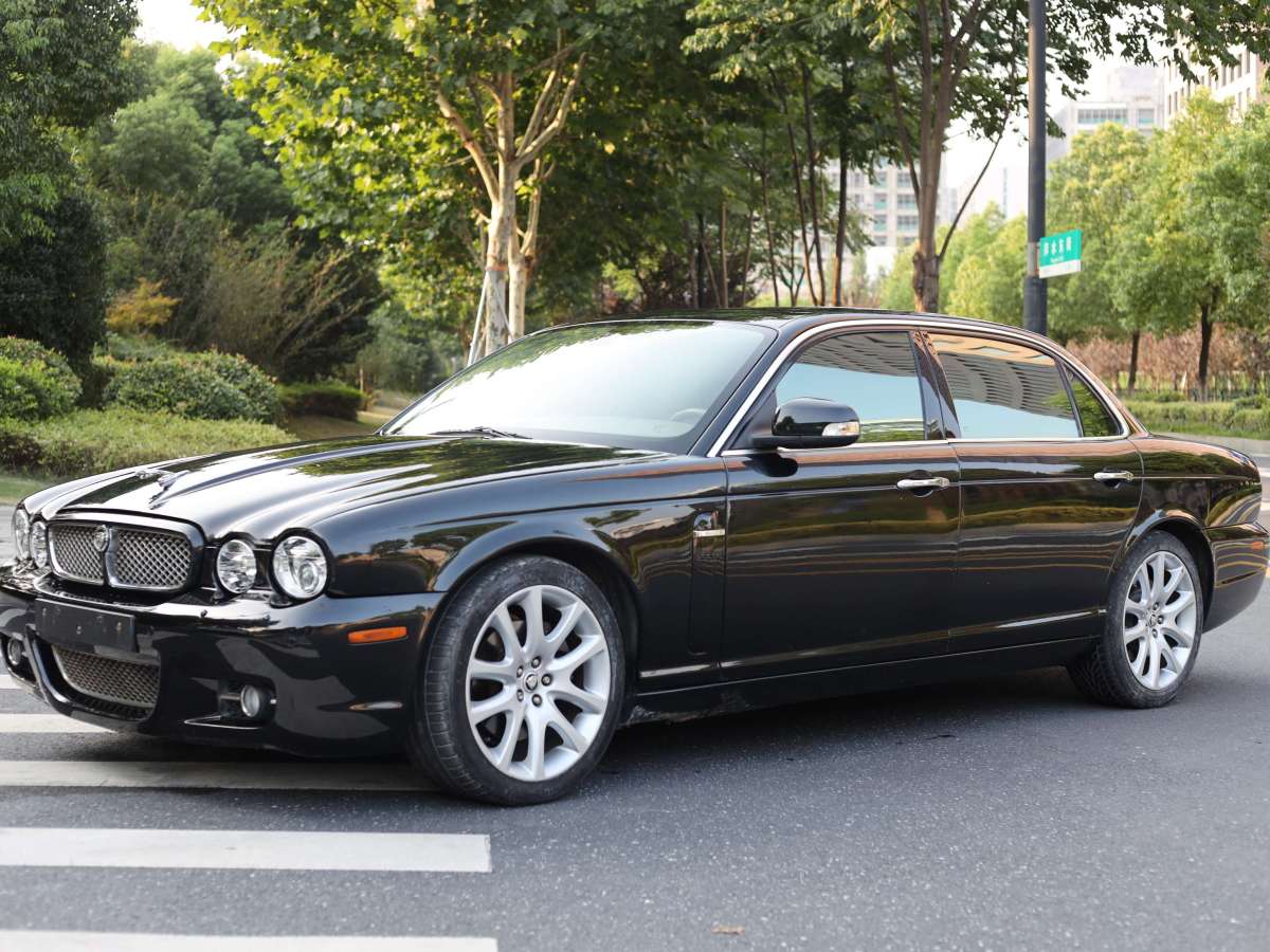 捷豹xj 2007款 xj6l 3.0皇家加長版圖片