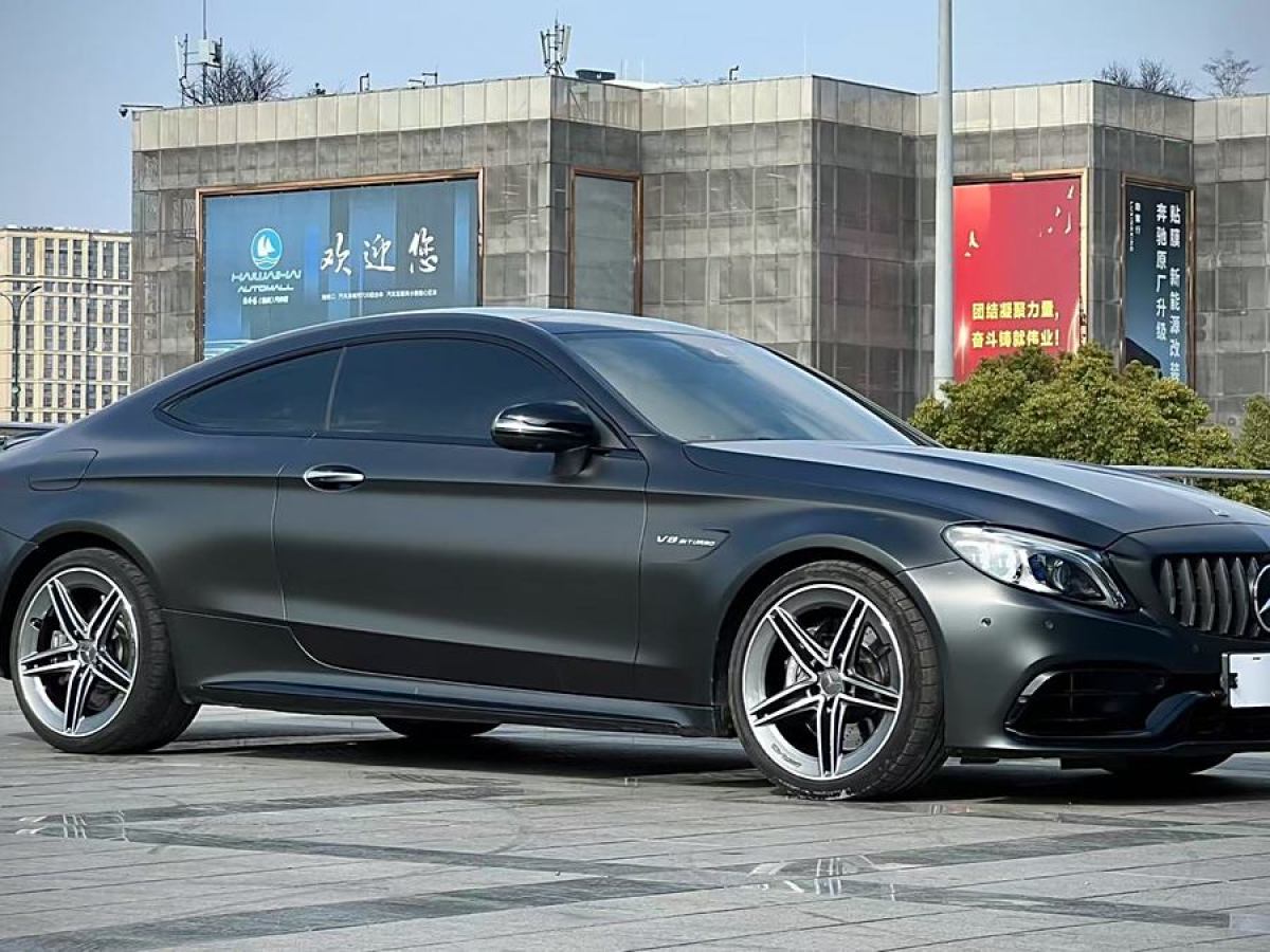 2021年4月奔馳 奔馳C級(jí)AMG  2021款 AMG C 63 轎跑車