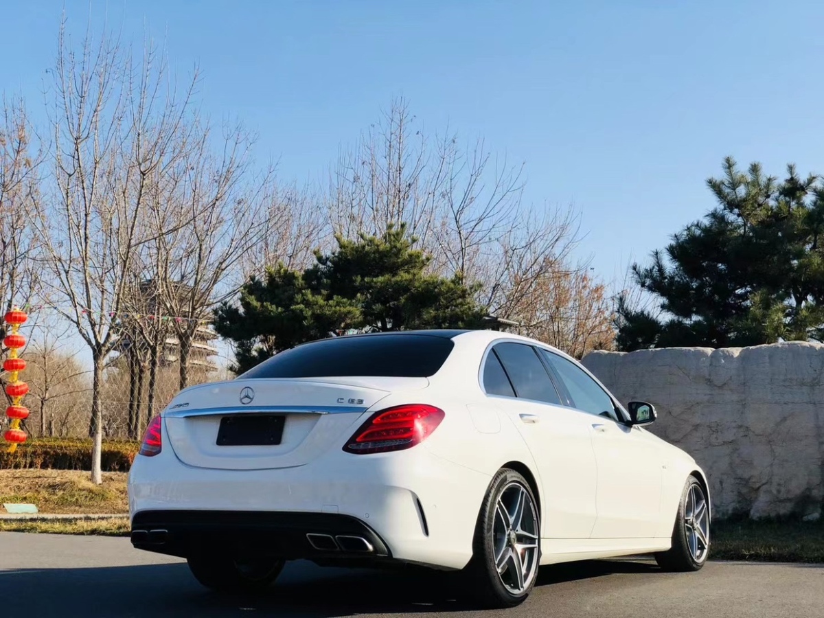 2017年2月奔馳 奔馳C級(jí)AMG  2015款 AMG C 63