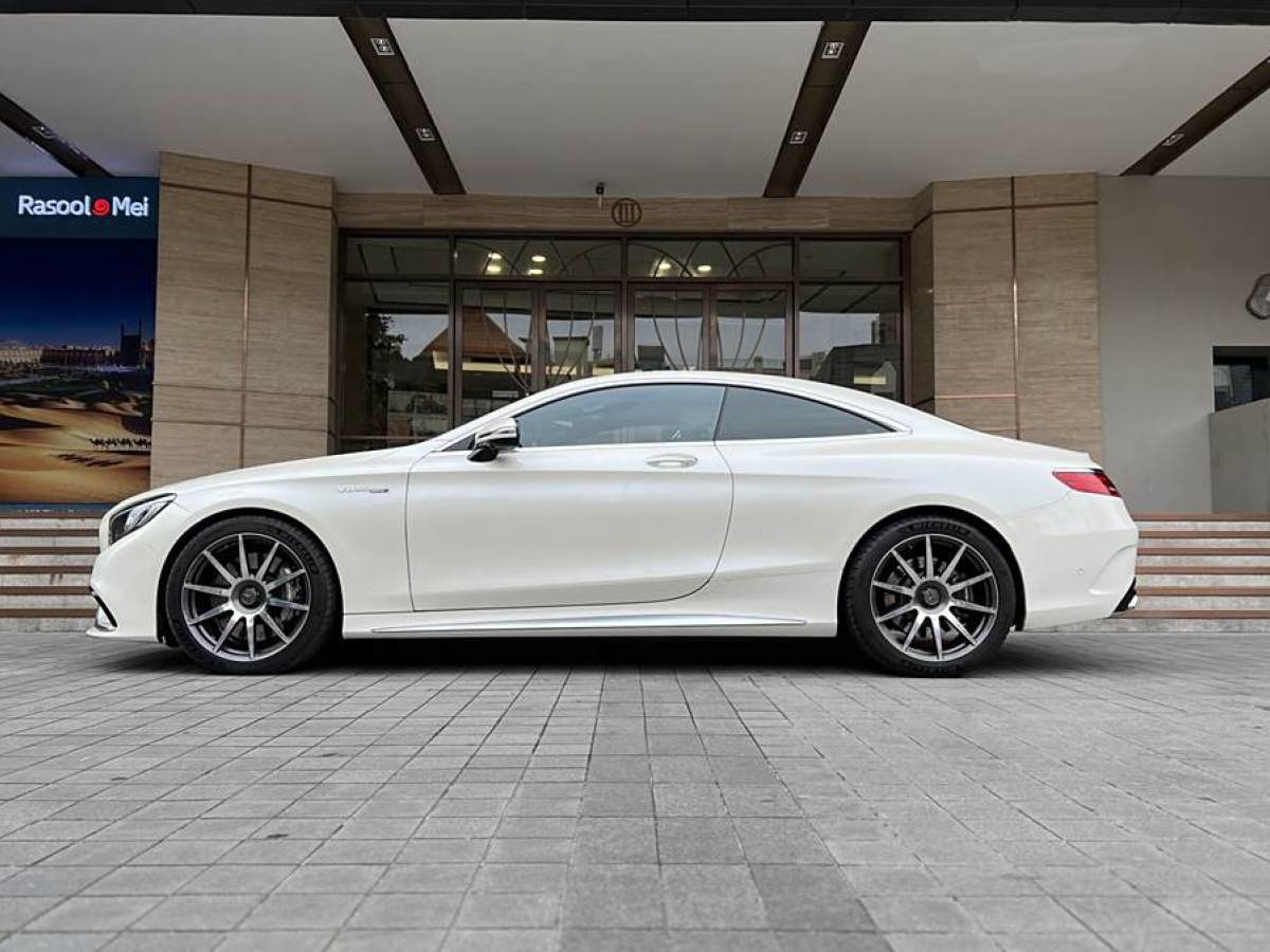 2015年8月奔馳 奔馳S級AMG  2015款 AMG S 63 4MATIC Coupe