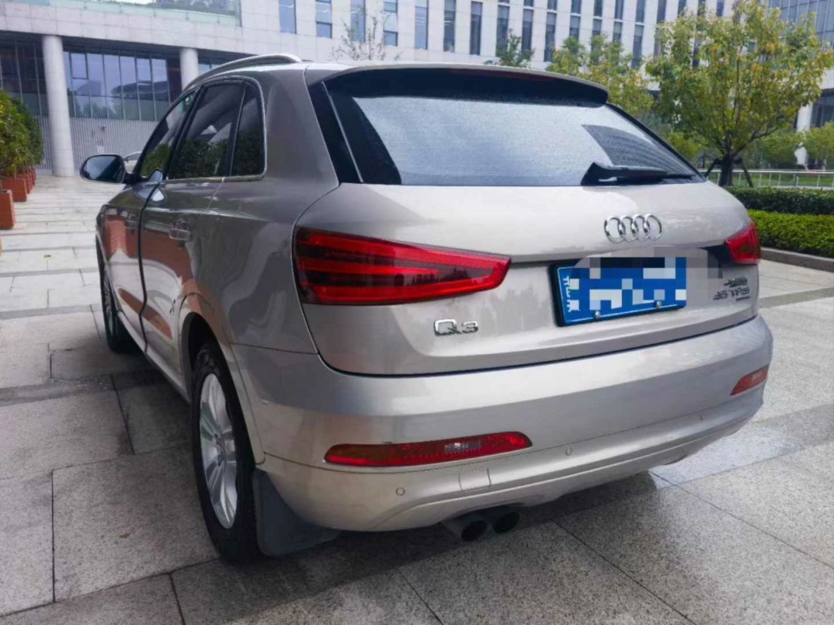 奧迪 奧迪Q3  2015款 Q3 2.0TFSI 35TFSI 進(jìn)取型圖片