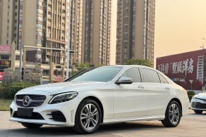 奔馳C級(jí) 奔馳 C 200 L 時(shí)尚型運(yùn)動(dòng)版