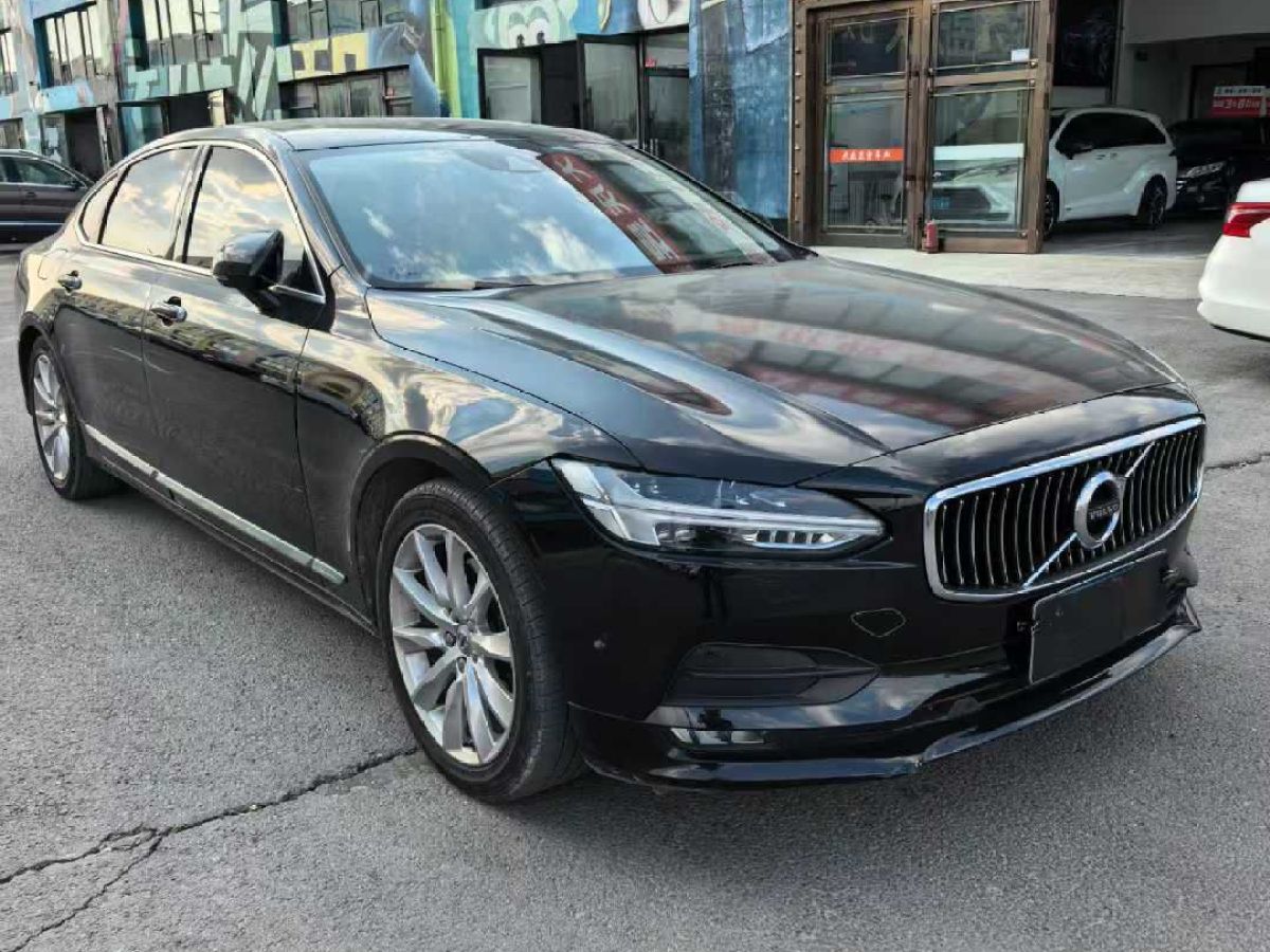 沃爾沃 S90  2018款 T4 智遠(yuǎn)版圖片
