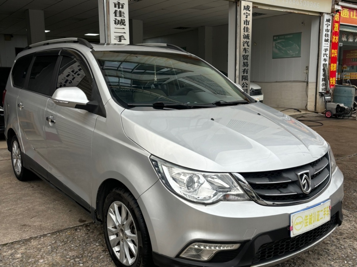 寶駿 730  2014款 1.5L 手動豪華型 7座圖片