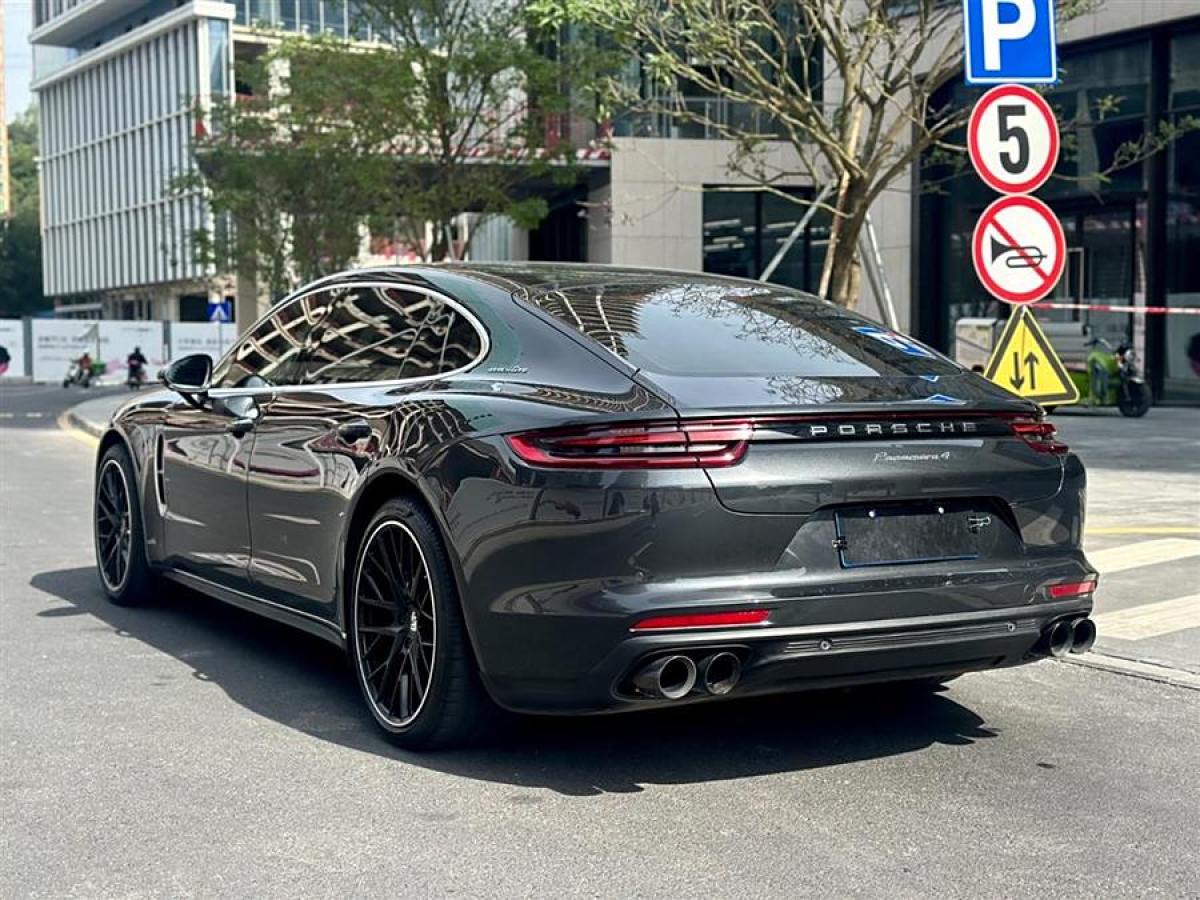 保時(shí)捷 Panamera  2019款 Panamera 4 行政加長(zhǎng)版 2.9T圖片