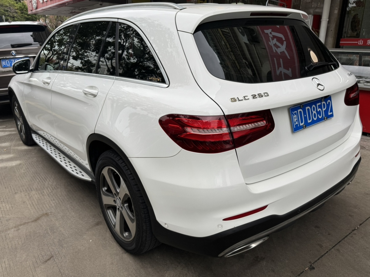 2017年7月奔馳 奔馳GLC  2017款 GLC 300 4MATIC 豪華型