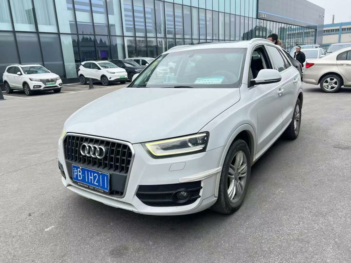 奧迪 奧迪Q3  2014款 Q3 1.4T 30TFSI 手動標(biāo)準(zhǔn)型圖片