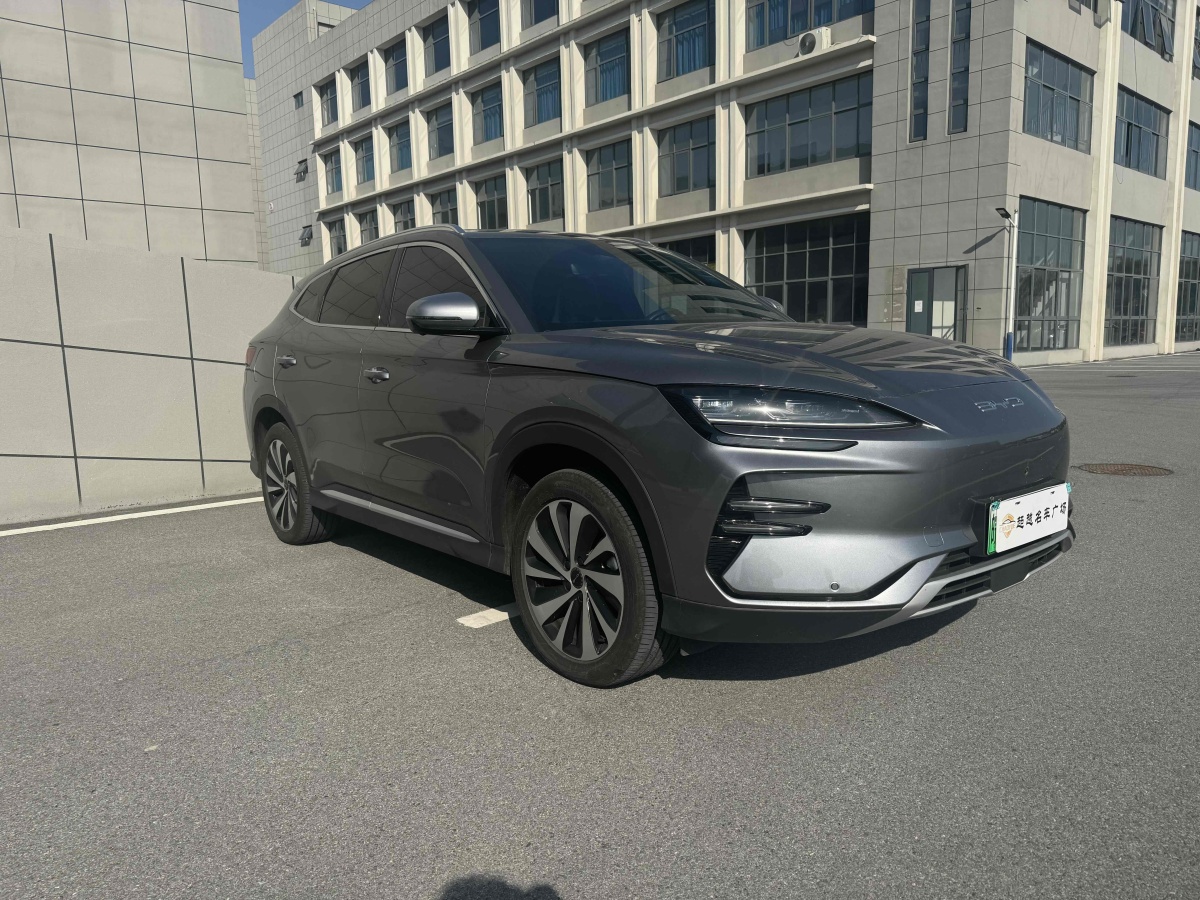 2024年4月比亞迪 宋PLUS新能源  2024款 榮耀版 EV 520km 尊貴型