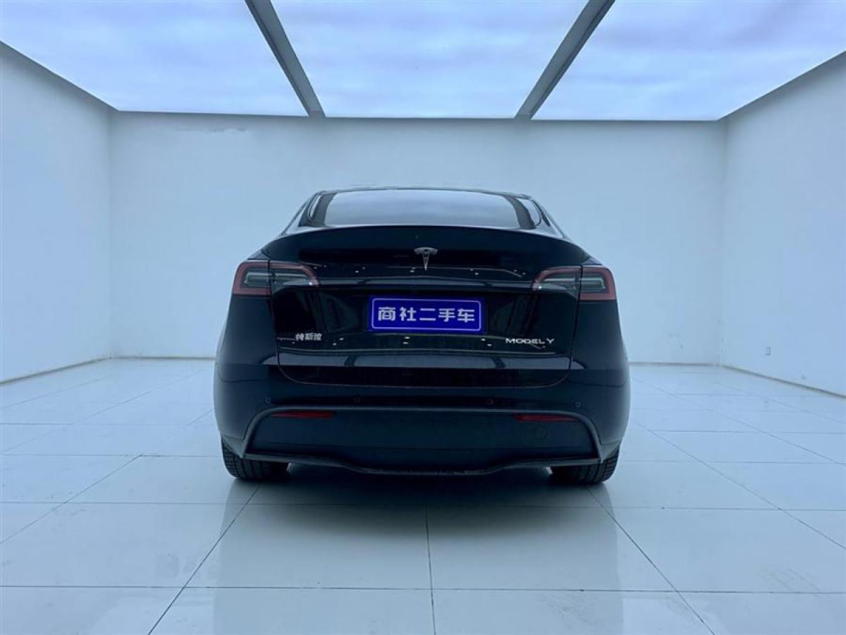 特斯拉 Model 3  2023款 煥新版 后輪驅(qū)動(dòng)圖片