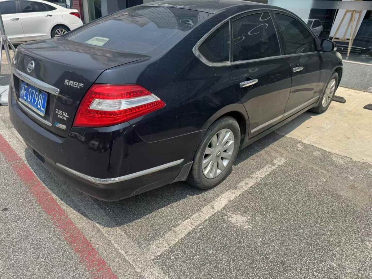日產(chǎn) 天籟  2010款 2.0L XL周年紀(jì)念版圖片