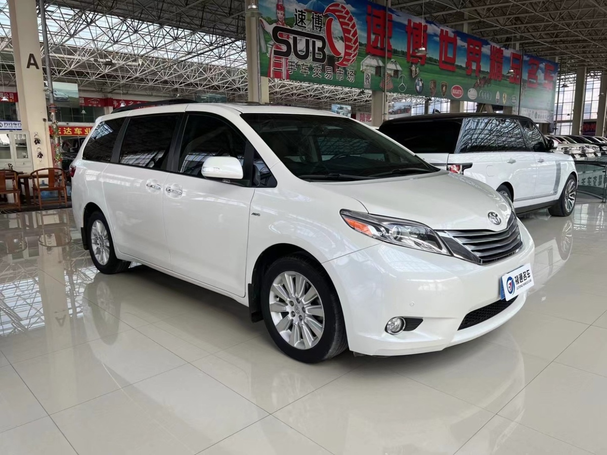 丰田 塞纳  2013款 3.5L 四驱自动型图片