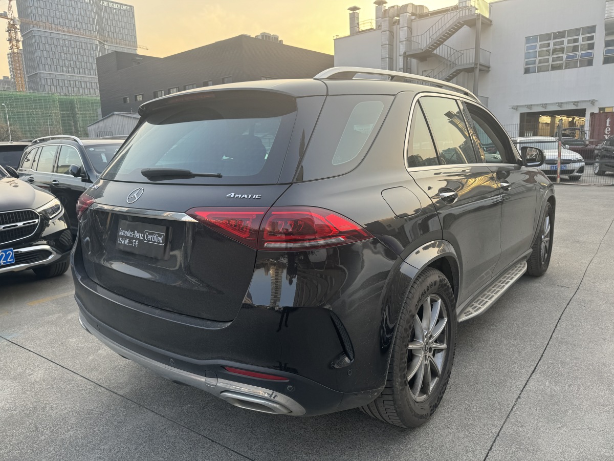 奔馳 奔馳GLE  2024款 改款 GLE 350 4MATIC 時(shí)尚型圖片