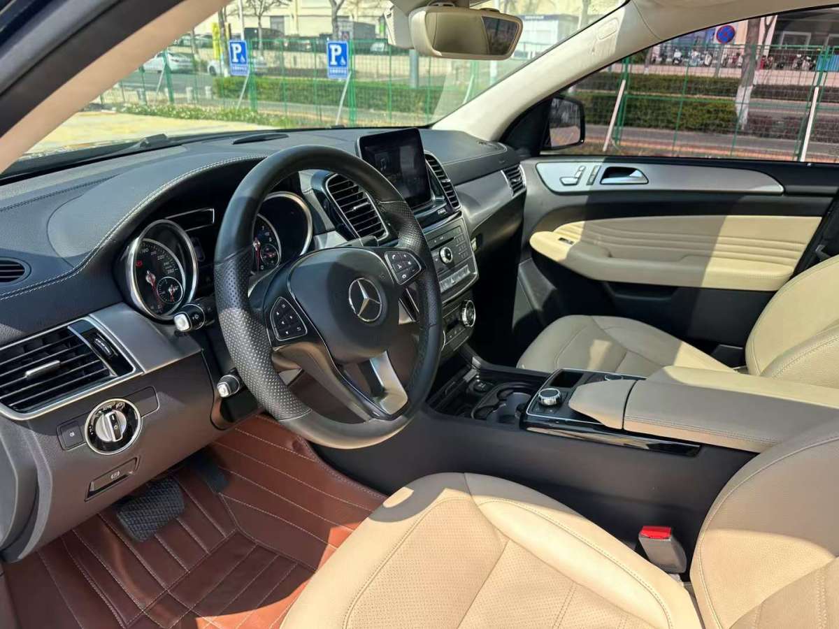 2018年2月奔馳 奔馳GLE轎跑  2018款 GLE 320 4MATIC 轎跑SUV