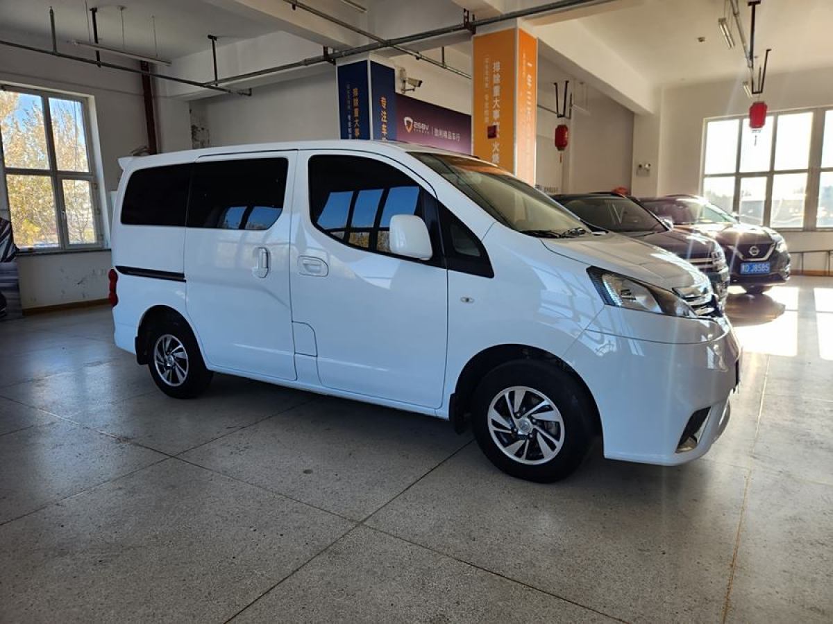 2019年8月日產(chǎn) NV200  2018款 1.6L CVT豪華型