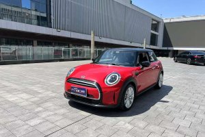 MINI MINI 改款 1.5T COOPER 經(jīng)典派