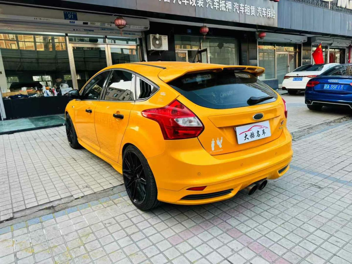 福特 福克斯  2013款 2.0T ST 橙色版圖片