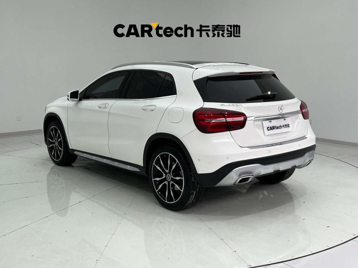 奔馳 奔馳GLA  2017款 GLA 220 4MATIC 豪華型圖片